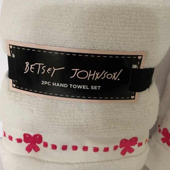 NWT Betsey Johnson Hand Towel & Wash Rag Set!! Pink Ribbon Design! - Picture 3 of 9